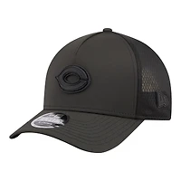 Men's New Era  Black Cincinnati Reds Badged M-Crown A-Frame 9FORTY Trucker Adjustable Hat
