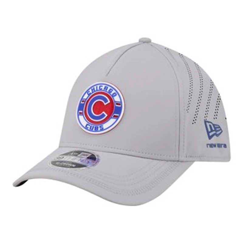 Men's New Era Gray Chicago Cubs Patch 39THIRTY A-Frame M-Crown Perforated Flex Hat