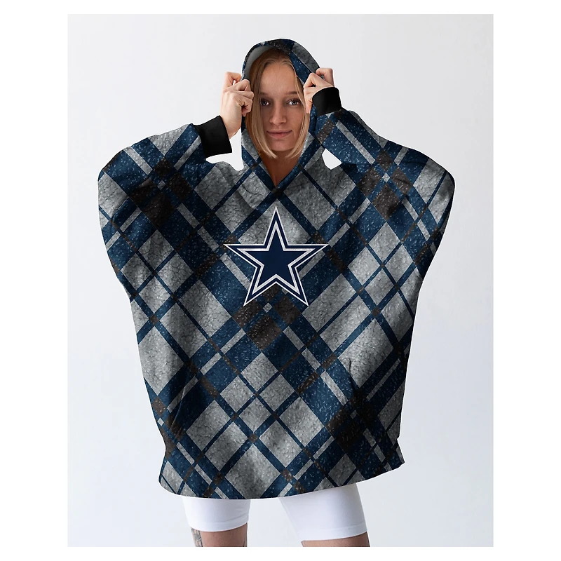 Pegasus Dallas Cowboys 34" x 34" Digital Dash Sherpa Hooded Fan Cape