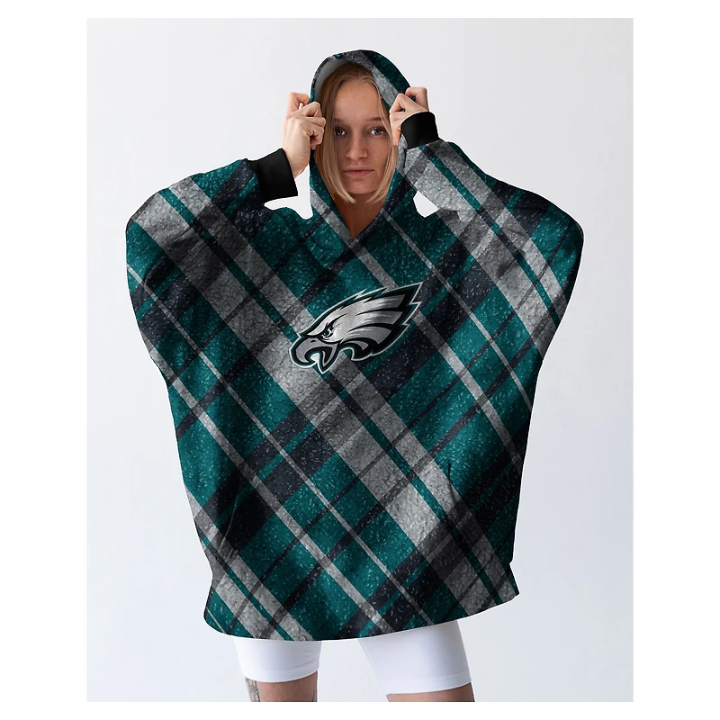 Pegasus Philadelphia Eagles 34" x 34" Digital Dash Sherpa Hooded Fan Cape