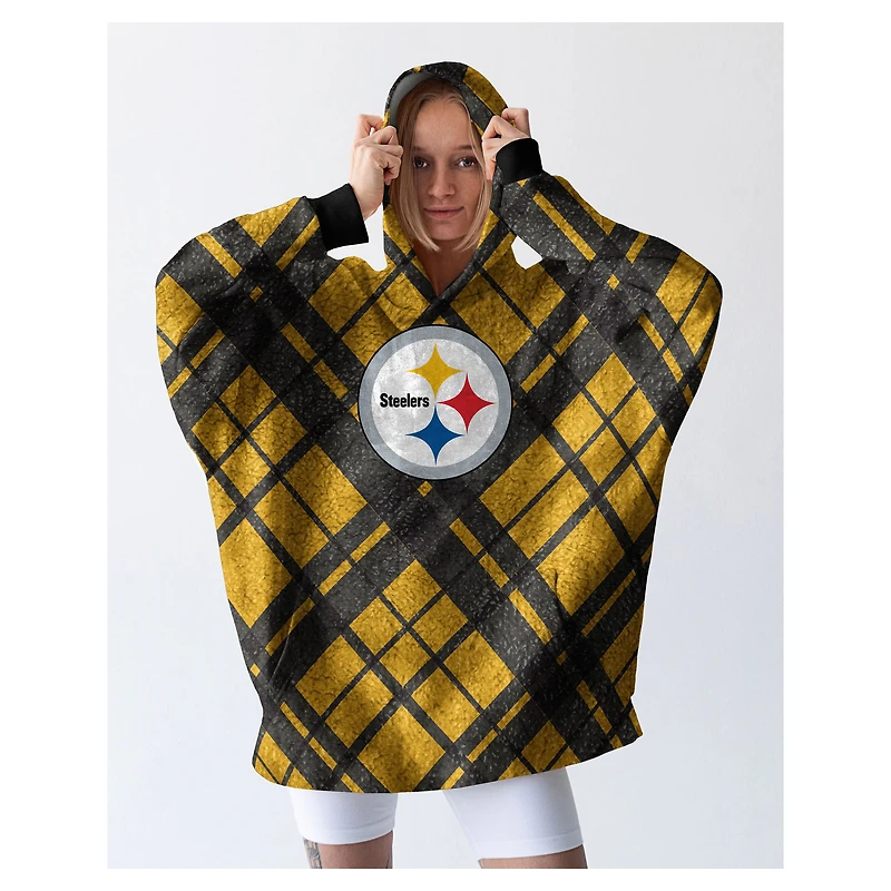 Pegasus Pittsburgh Steelers 34" x 34" Digital Dash Sherpa Hooded Fan Cape