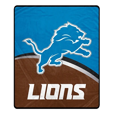 Pegasus Detroit Lions 50" x 60" Gameball Ultra Soft Throw Blanket