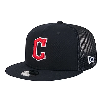 Youth New Era  Navy Cleveland Guardians 9FIFTY Trucker Snapback Hat