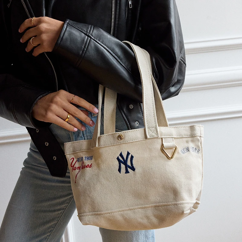 BaubleBar New York Yankees Icon Tote Bag