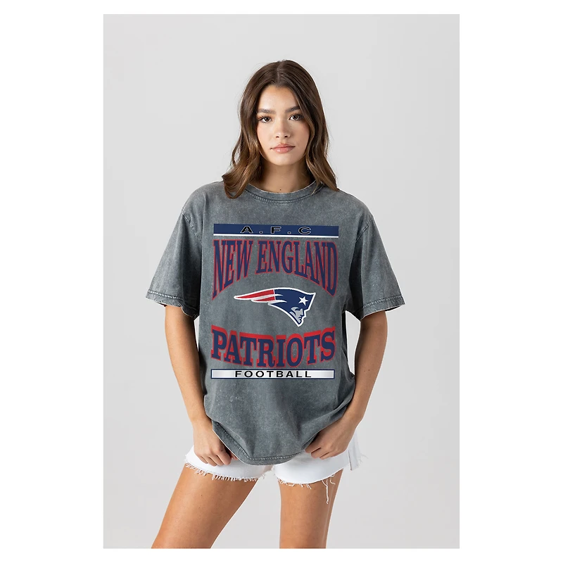 Women's Gameday Couture  Gray New England Patriots Oversized Classic Grind Washed T-Shirt
