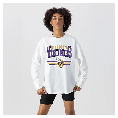Women's Gameday Couture  White Minnesota Vikings Swift Strike Essential Oversized Long Sleeve T-Shirt
