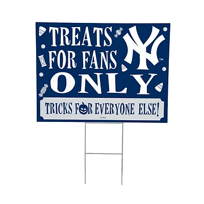 New York Yankees 18" x 24" Halloween Treats Outdoor Yard Sign