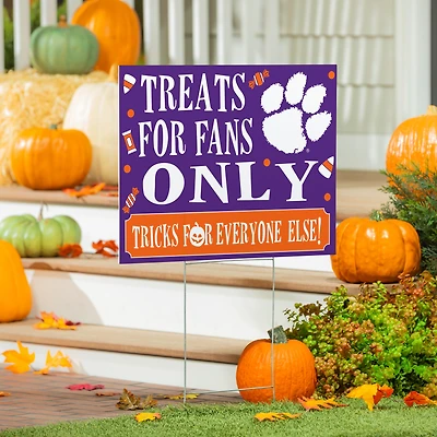 Clemson Tigers 18" x 24" Halloween Treats Outdoor Yard Sign