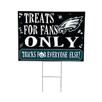 Philadelphia Eagles 18" x 24" Halloween Treats Outdoor Yard Sign