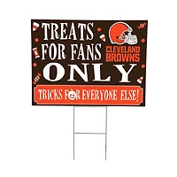 Cleveland Browns 18" x 24" Halloween Treats Outdoor Yard Sign