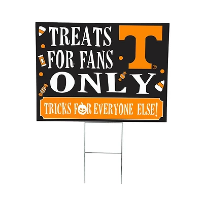 Tennessee Volunteers 18" x 24" Halloween Treats Outdoor Yard Sign