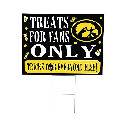 Iowa Hawkeyes 18" x 24" Halloween Treats Outdoor Yard Sign