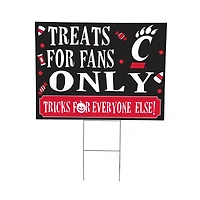 Cincinnati Bearcats 18" x 24" Halloween Treats Outdoor Yard Sign