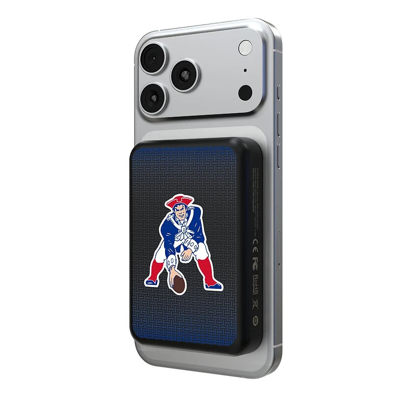 Keyscaper New England Patriots Wireless Magnetic Power Bank