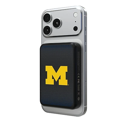 Keyscaper Michigan Wolverines Wireless Magnetic Power Bank