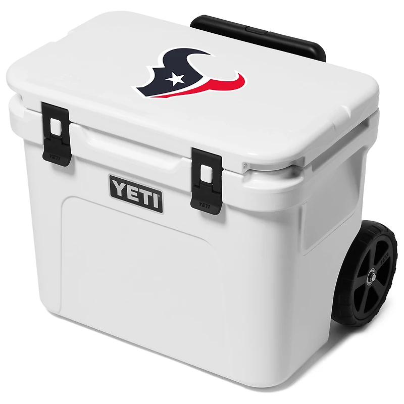 YETI Houston Texans Roadie 32 Wheeled Cooler