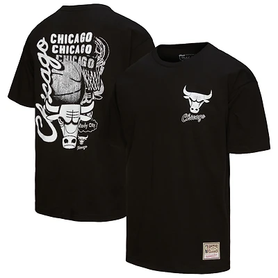 Men's Mitchell & Ness  Black Chicago Bulls Hardwood Classics Overlap T-Shirt