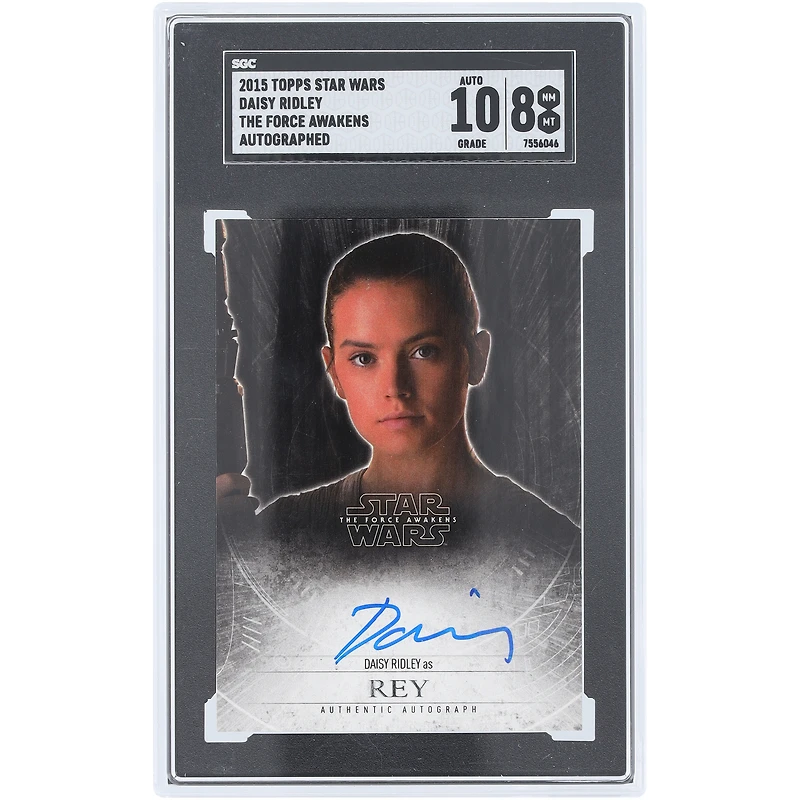 Daisy Ridley Star Wars Autographed 2015 Topps The Force Awakens #NNO SGC Authenticated 8/10 Card