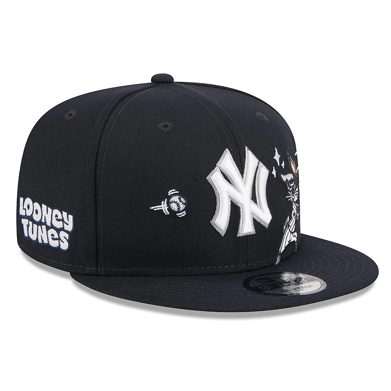 Men's New Era Navy New York Yankees Looney Tunes Bugs Bunny 9FIFTY Snapback Hat