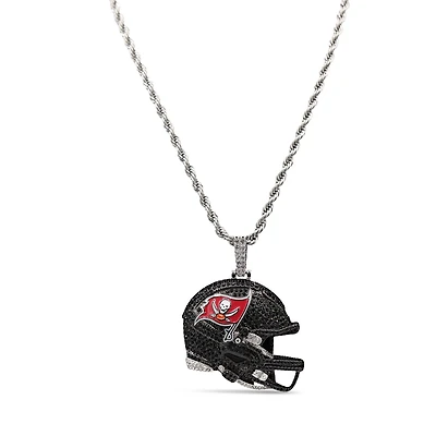 The GLD Shop Tampa Bay Buccaneers 14K White Gold Helmet Logo Pendant & 20" Rope Chain