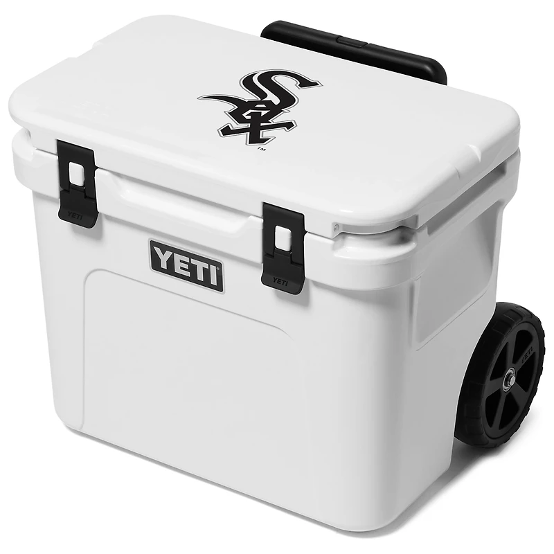 YETI Chicago White Sox Roadie 32 Wheeled Cooler