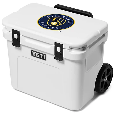 YETI Milwaukee Brewers Roadie 32 Wheeled Cooler