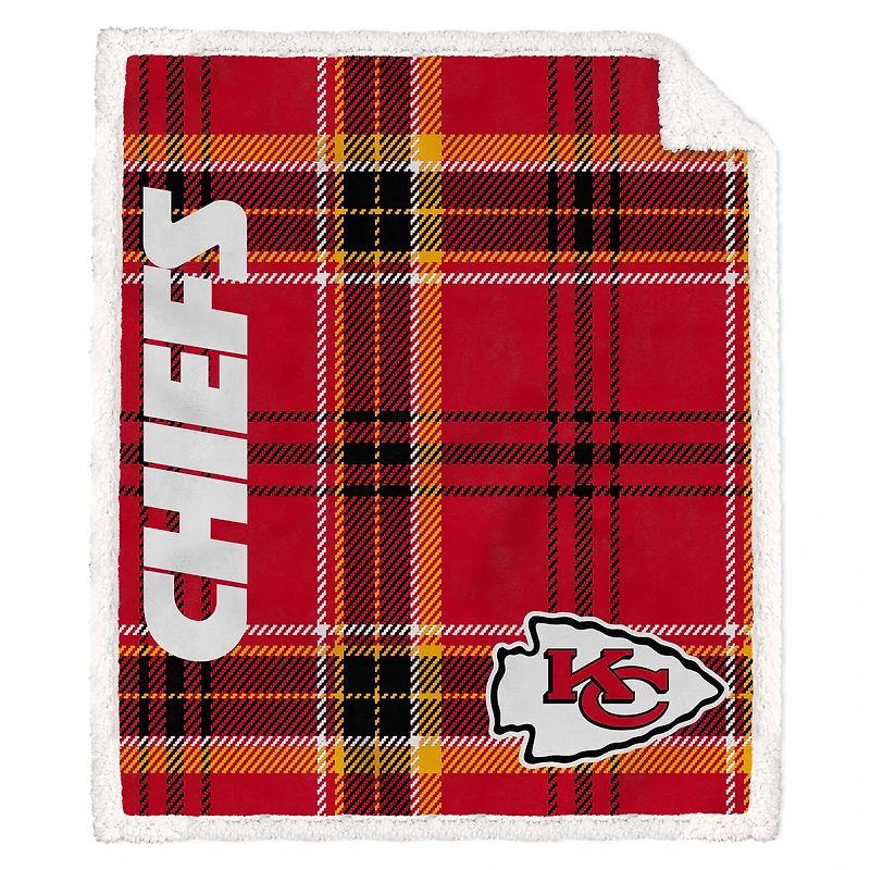 Pegasus Kansas City Chiefs 50" x 60" Playmaker Plaid Ultra Cozy Sherpa Throw