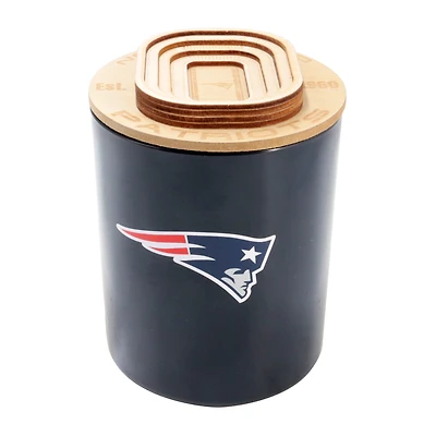Pegasus New England Patriots 16 oz. Stadium Wood Top Glass Candle