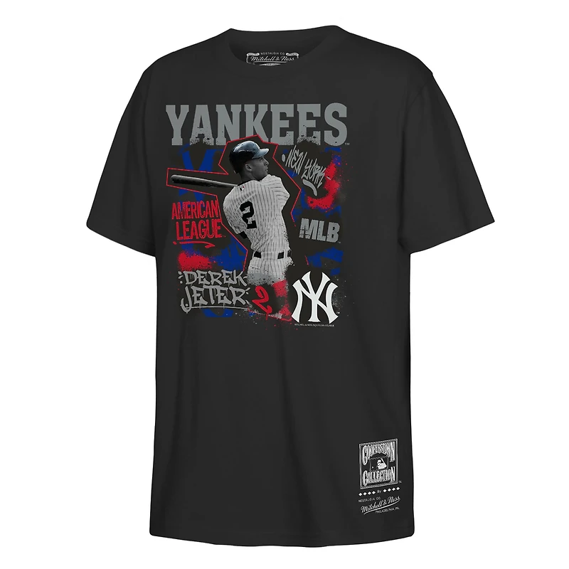 Youth Mitchell & Ness Derek Jeter Black New York Yankees Cooperstown Star Moment T-Shirt