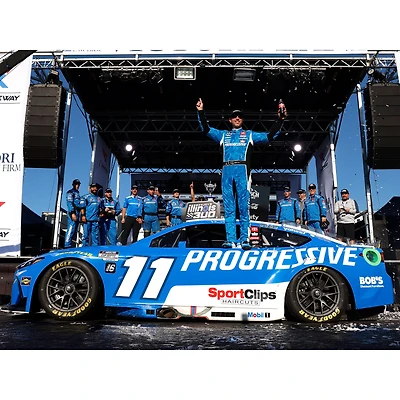 Action Racing Denny Hamlin 2025 Enjoy Illinois 300 Race Winner 1:24 Regular Paint Die-Cast Car