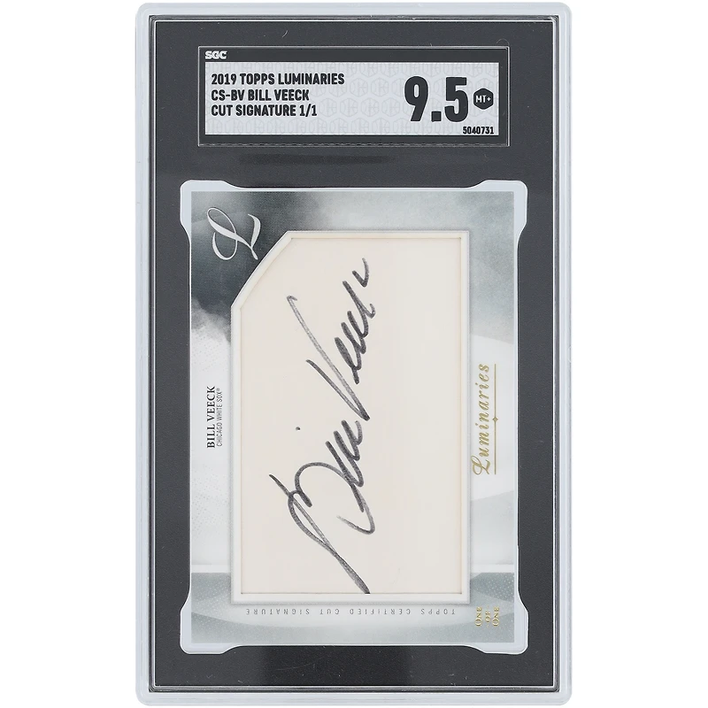 Bill Veeck Chicago White Sox Autographed 2019 Topps Luminaries Cut Signature #CS-BV #1/1 SGC Authenticated MT 9.5 Card