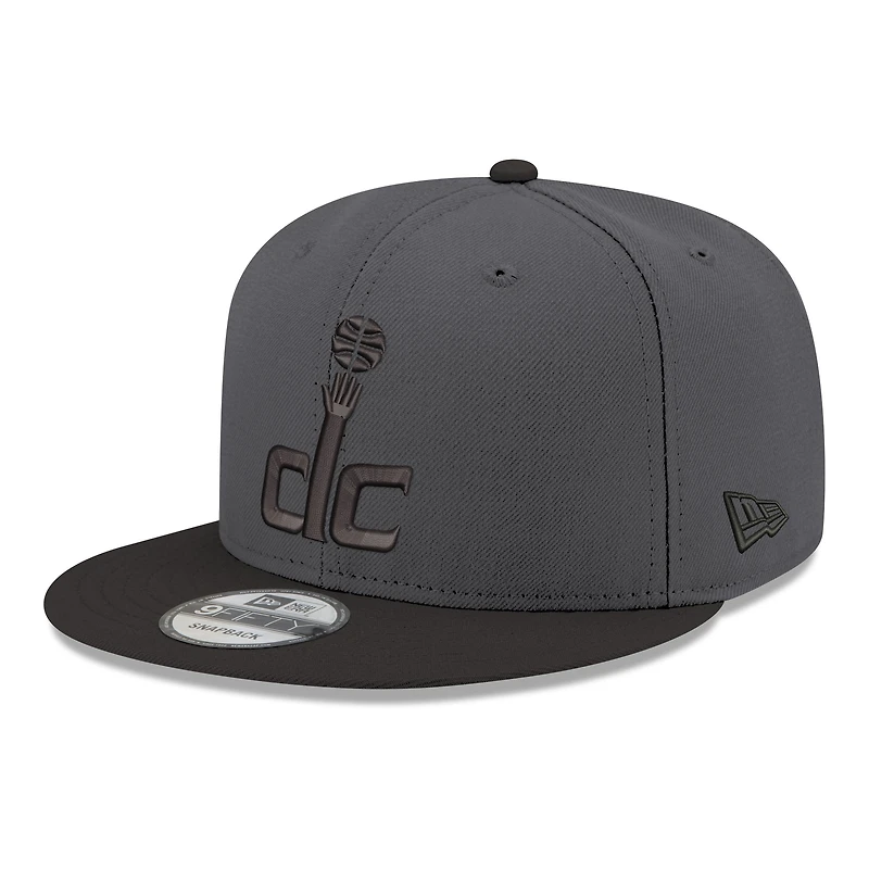 Men's New Era Gray/Black Washington Wizards Logo 2-Tone 9FIFTY Snapback Hat