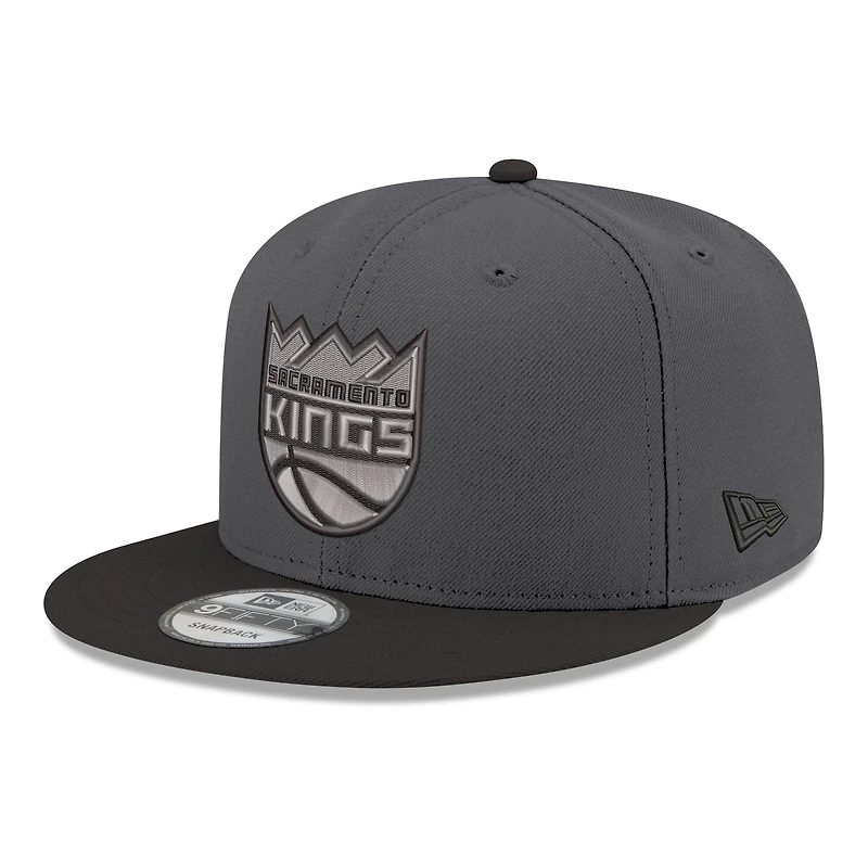 Men's New Era Gray/Black Sacramento Kings Logo 2-Tone 9FIFTY Snapback Hat