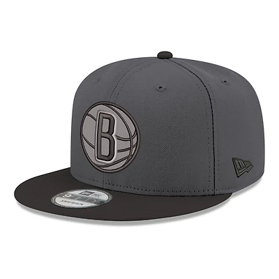 Men's New Era Gray/Black Brooklyn Nets Logo 2-Tone 9FIFTY Snapback Hat