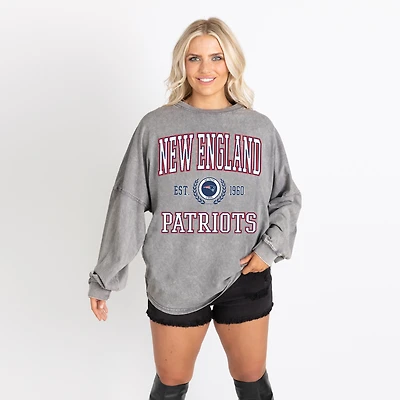 Women's Gameday Couture Gray New England Patriots Oversized Final Score Snow Wash Long Sleeve T-Shirt