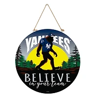 New York Yankees 18" Bigfoot "Believe in Yourself" Team Logo Wood Round Door Sign