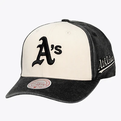 Unisex Mitchell & Ness Cream/Black Athletics Snow Block Pro Crown Snapback Hat