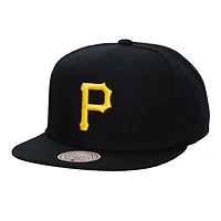 Unisex Mitchell & Ness  Black Pittsburgh Pirates Side Logo Snapback Hat