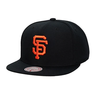 Unisex Mitchell & Ness  Black San Francisco Giants Side Logo Snapback Hat