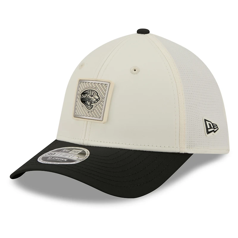 Men's New Era  Cream/Black Jacksonville Jaguars 2026 NFL Training Camp 39THIRTY Flex Hat