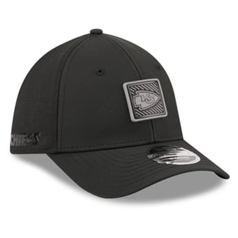 Men's New Era  Black Kansas City Chiefs 2026 NFL Training Camp 39THIRTY Flex Hat