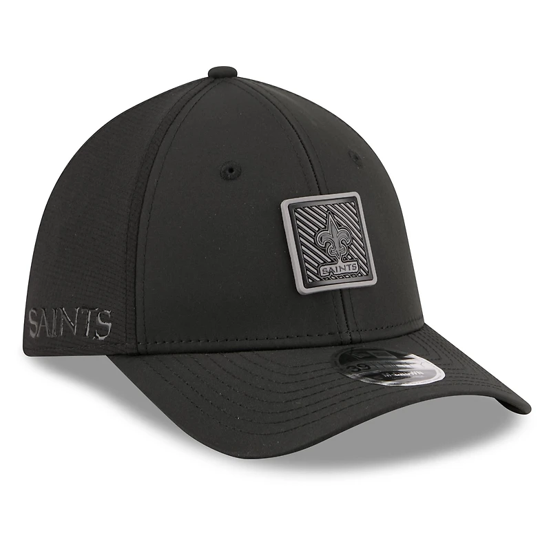 Men's New Era Black New Orleans Saints 2026 NFL Training Camp 39THIRTY Flex Hat