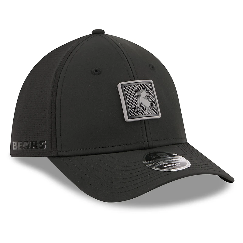 Men's New Era Black Chicago Bears 2026 NFL Training Camp 39THIRTY Flex Hat