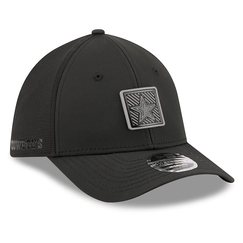 Men's New Era Black Dallas Cowboys 2026 NFL Training Camp 39THIRTY Flex Hat