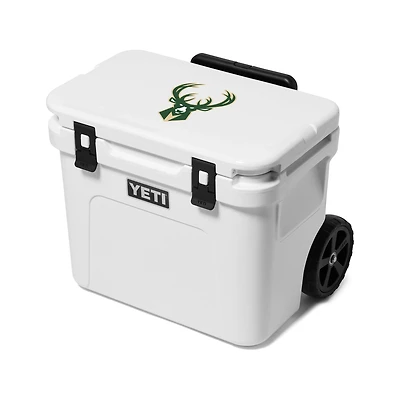 YETI White Milwaukee Bucks Roadie 32 Wheeled Cooler