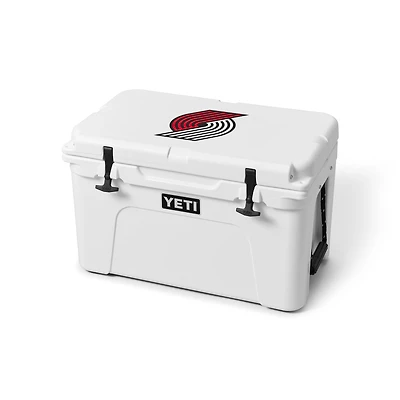 YETI White Portland Trail Blazers Tundra 45 Hard Cooler
