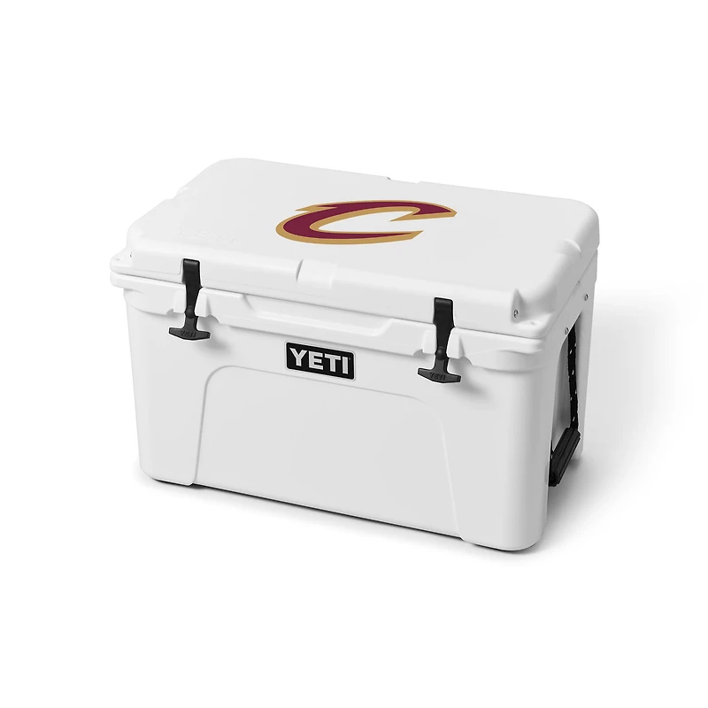 YETI White Cleveland Cavaliers Tundra 45 Hard Cooler