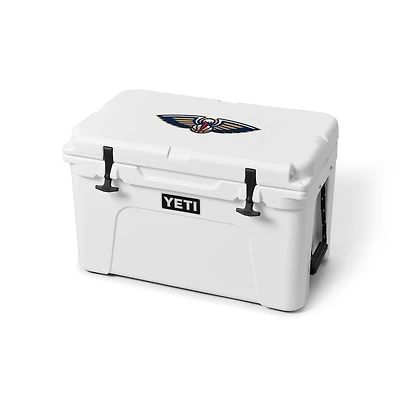 YETI White New Orleans Pelicans Tundra 45 Hard Cooler