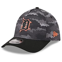 Men's New Era Black Detroit Tigers Camo 39THIRTY A-Frame Flex Hat