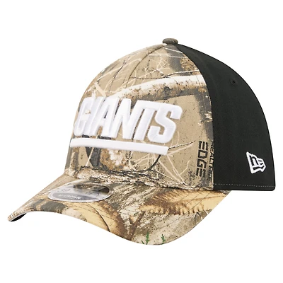 Men's New Era Camo/Black New York Giants Team Collection RealTree 39THIRTY M-Crown A-Frame Flex Hat